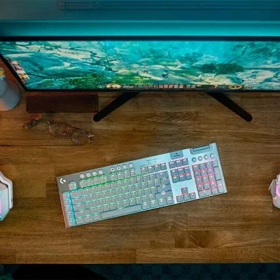 Logitech G915 X Lightspeed Wireless Gaming Keyboard - White - Tactile